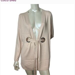 Cocobleu Beige Knit Sweater size large